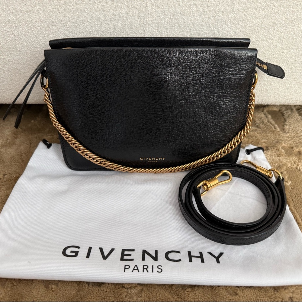 With Tags Authentic Givenchy Cross 3 Leather Crossbody Bag - Black